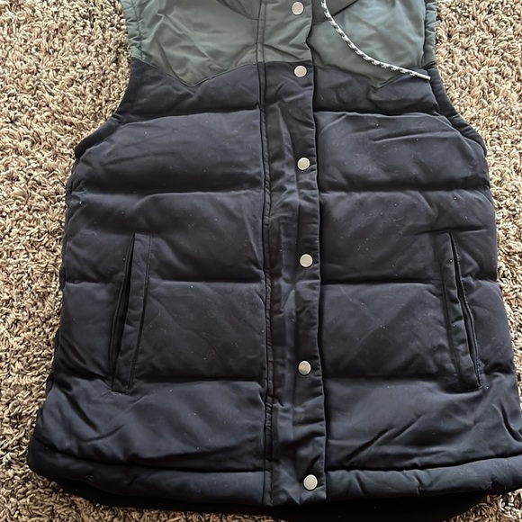 Patagonia hooded bivy down vest Womens Small - Picture 2 of 6